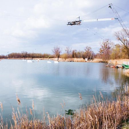 Wake Villa Брвінув Екстер'єр фото