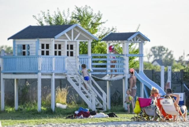 Wake Villa Брвінув Екстер'єр фото